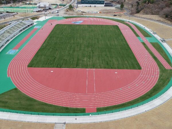 阿南の県南部健康運動公園に陸上競技場、4月オープン