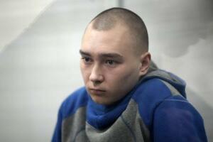 　１８日、ウクライナの首都キーウの裁判所に出廷したロシア軍兵士ワディム・シシマリン被告（ゲッティ＝共同）