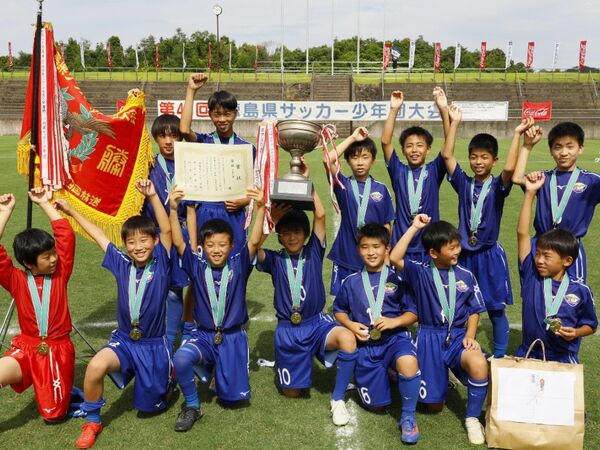 徳島ヴォルティスＵ－１２が優勝　アモロッソ徳島が少女の部Ｖ　県サッカー少年団大会