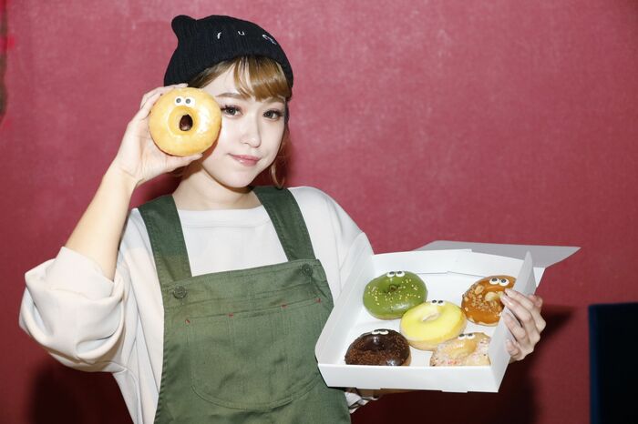 美人店長が手掛ける 最注目の映えドーナツ Monster Donut モンスタードーナツ 徳島市 とくしまパン巡り 経済 Pickupニュース 徳島新聞電子版