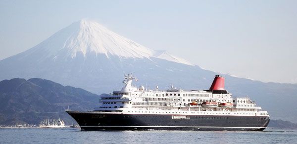 ｢にっぽん丸｣で富士山へ　エアトラベル徳島発着のクルーズ　５月７～９日