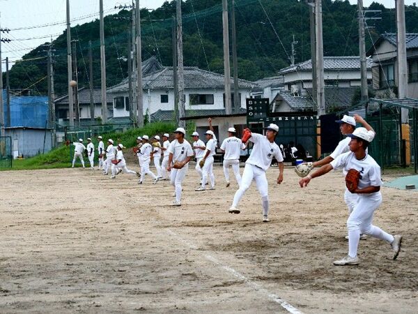 目指せセンバツ　28チーム参加、鳴門軸にV争い　県高校野球秋季大会18日開幕