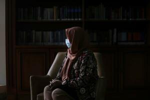 　タリバンからの報復を恐れブラジルに避難しているアフガニスタン人女性判事＝１日、ブラジルの首都ブラジリア（ＡＰ＝共同）