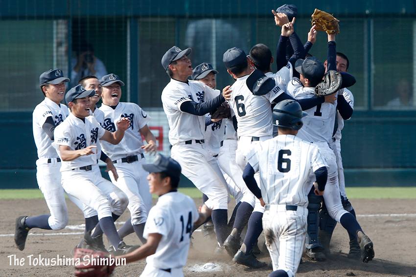 高校野球徳島大会2017写真ギャラリー