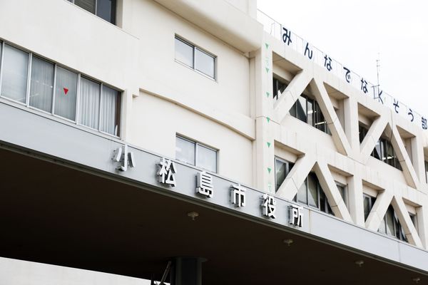 小松島競輪場の改修工期を3カ月延長　照明に不具合判明